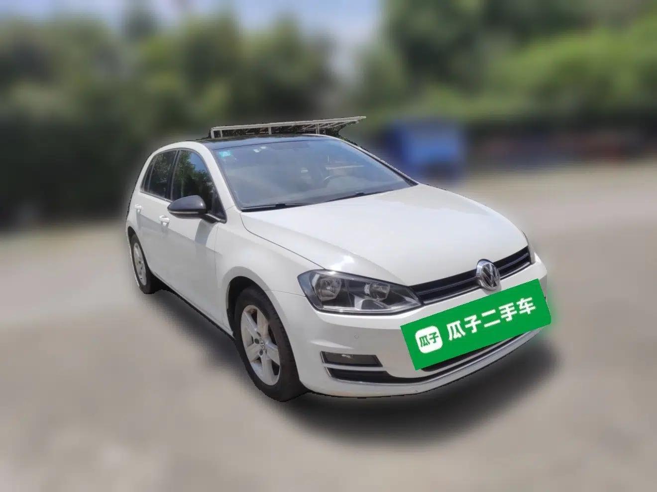 Volkswagen Golf 2017 1.6L Automatic Comfort Million-Vehicle Anniversary Edition — миниатюра 3