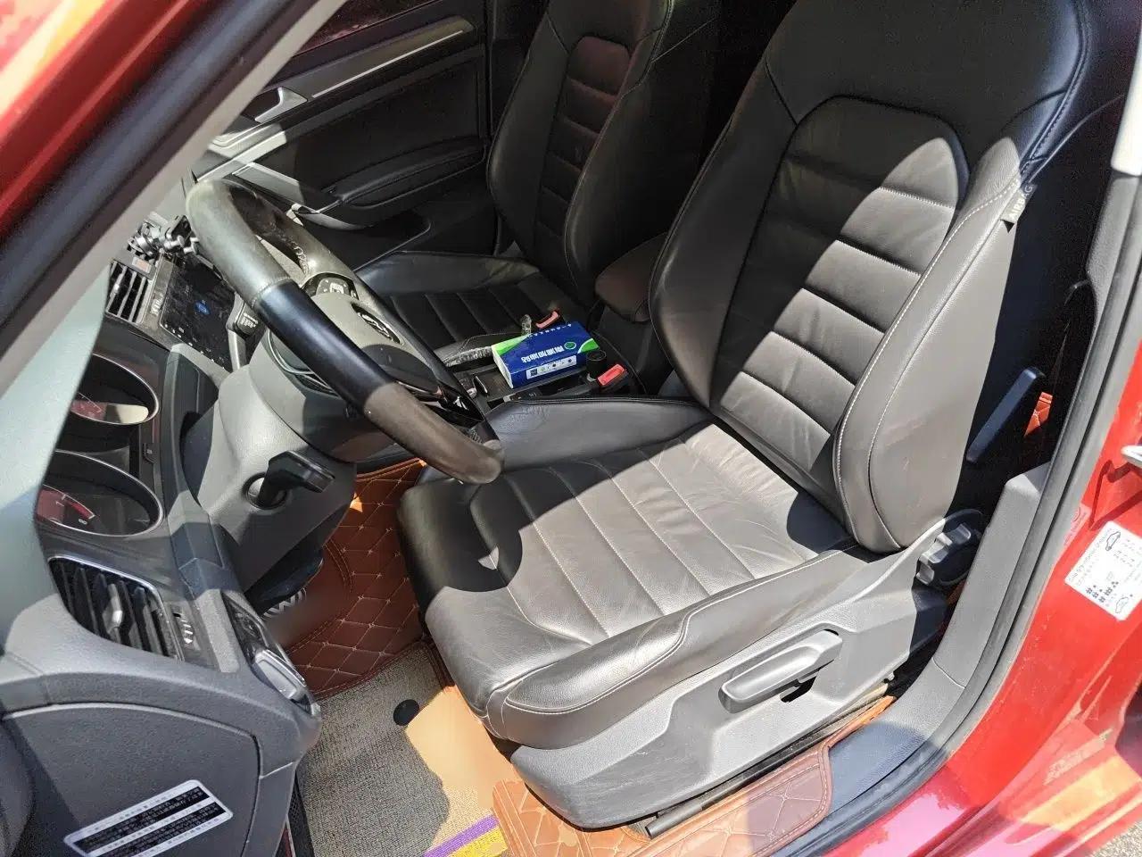 Volkswagen Golf 2016 230TSI Automatic Luxury Version — миниатюра 15