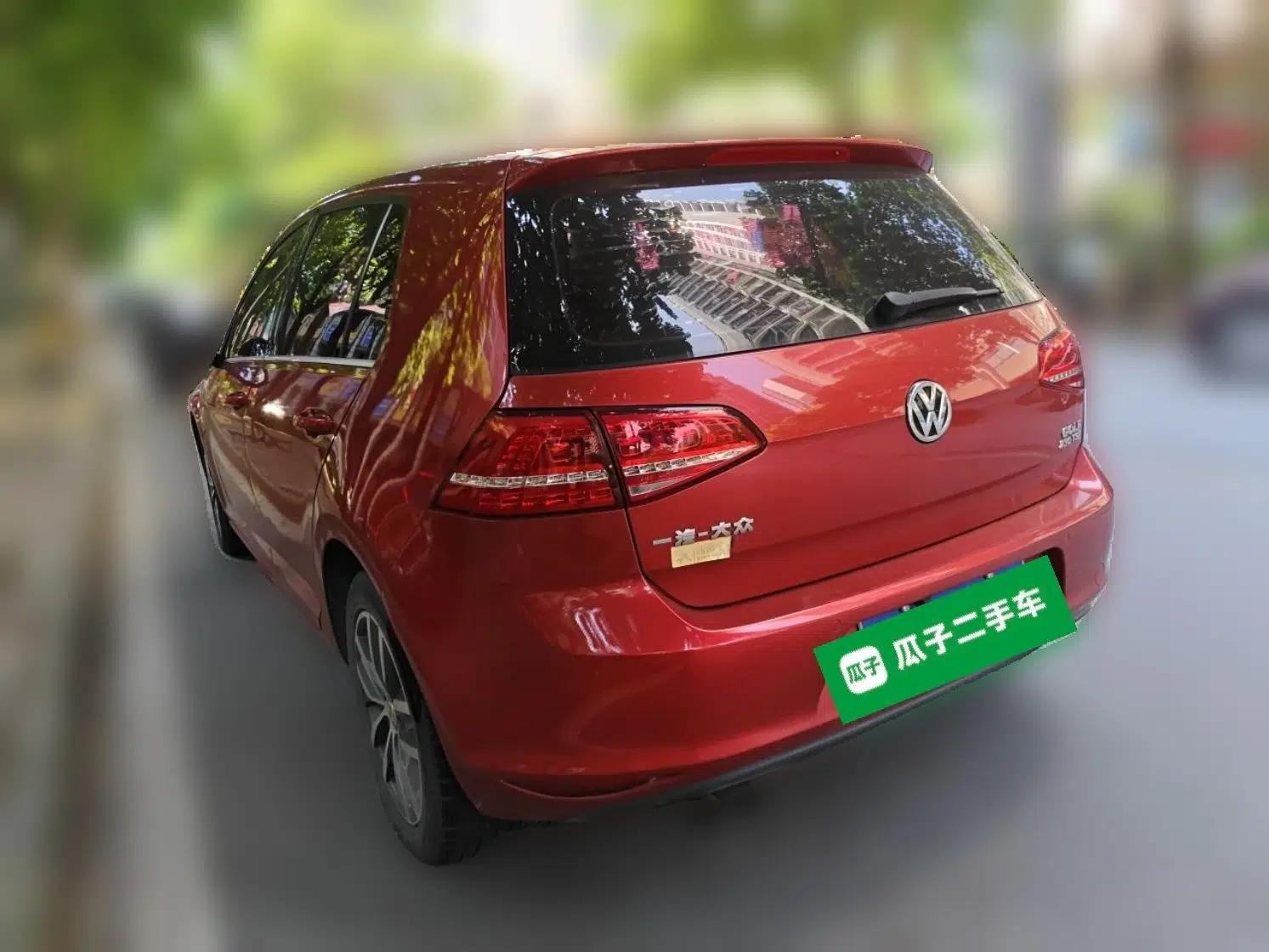 Volkswagen Golf 2016 230TSI Automatic Luxury Version — миниатюра 4