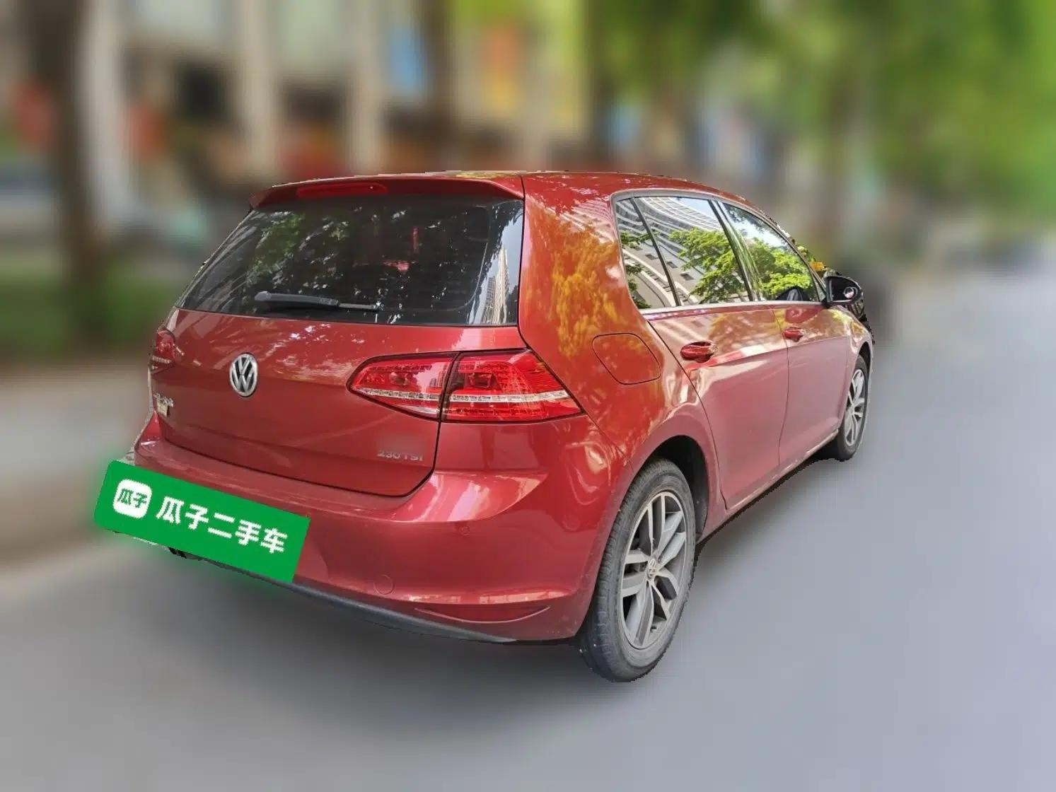 Volkswagen Golf 2016 230TSI Automatic Luxury Version — миниатюра 6