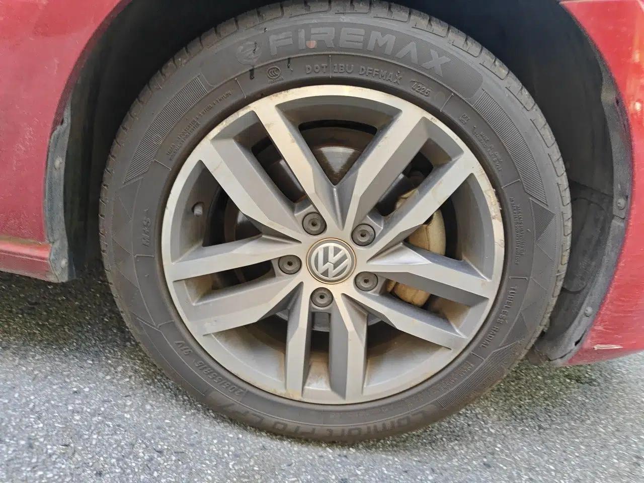 Volkswagen Golf 2016 230TSI Automatic Luxury Version — миниатюра 8