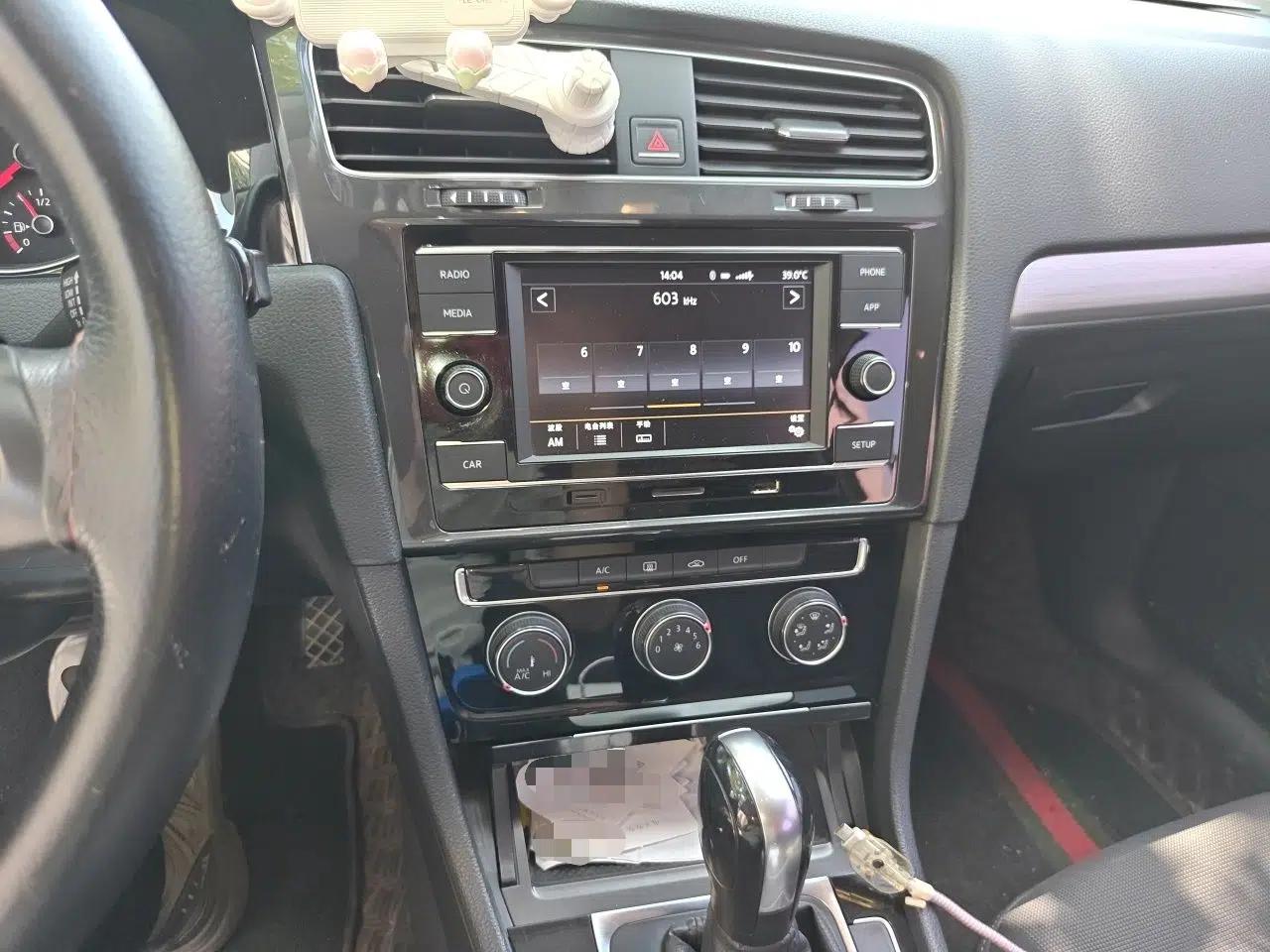 Volkswagen Golf 2018 1.6L Automatic Fashion Model — миниатюра 13