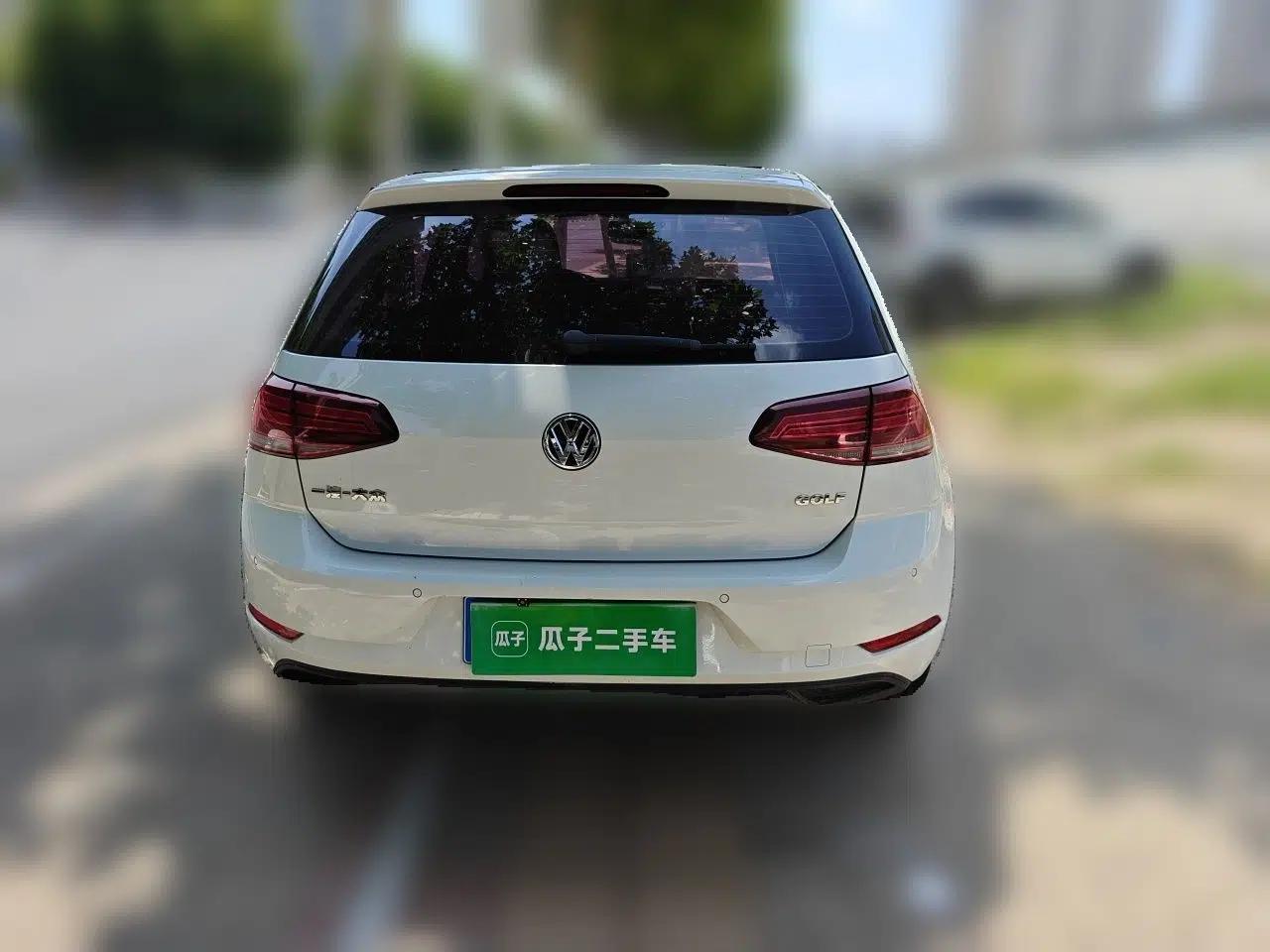 Volkswagen Golf 2018 1.6L Automatic Fashion Model — миниатюра 5