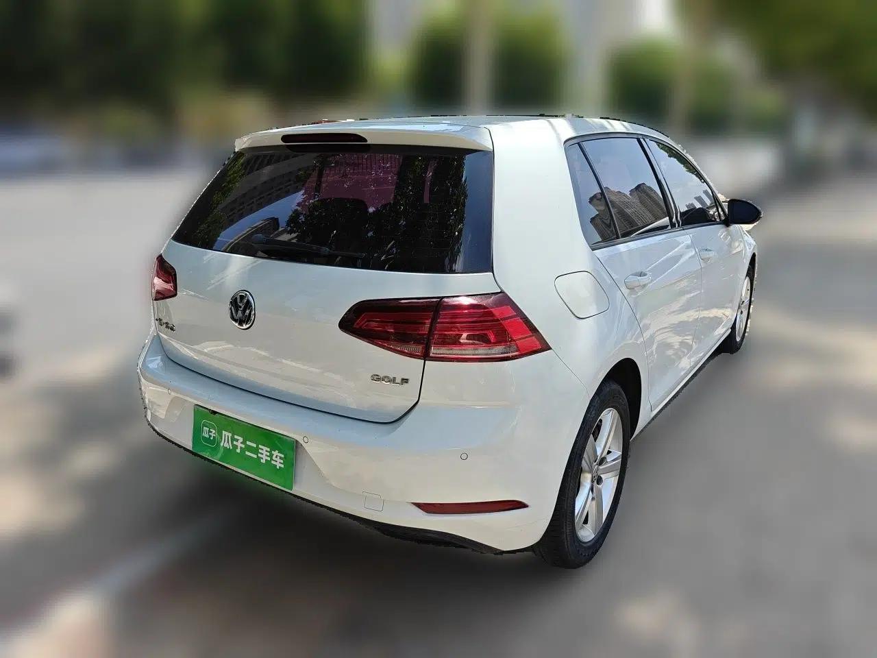 Volkswagen Golf 2018 1.6L Automatic Fashion Model — миниатюра 6
