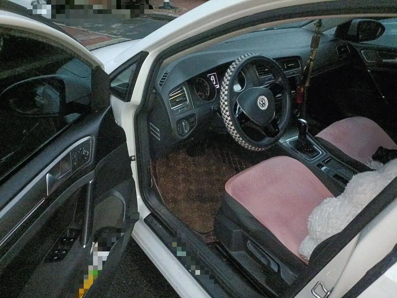 Volkswagen Golf 2016 230TSI Automatic Comfort Version — миниатюра 16