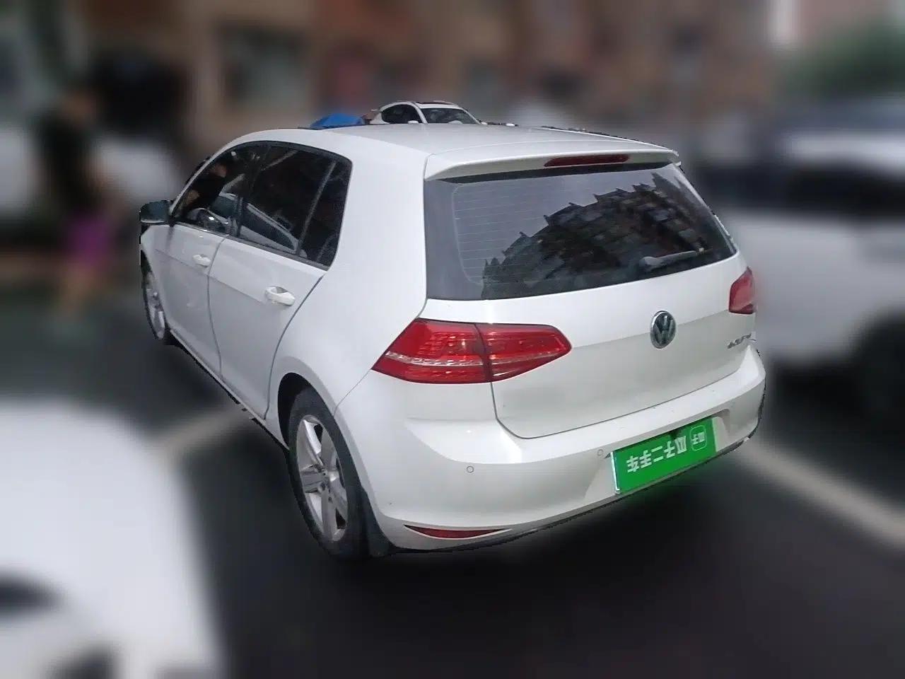 Volkswagen Golf 2016 230TSI Automatic Comfort Version — миниатюра 4