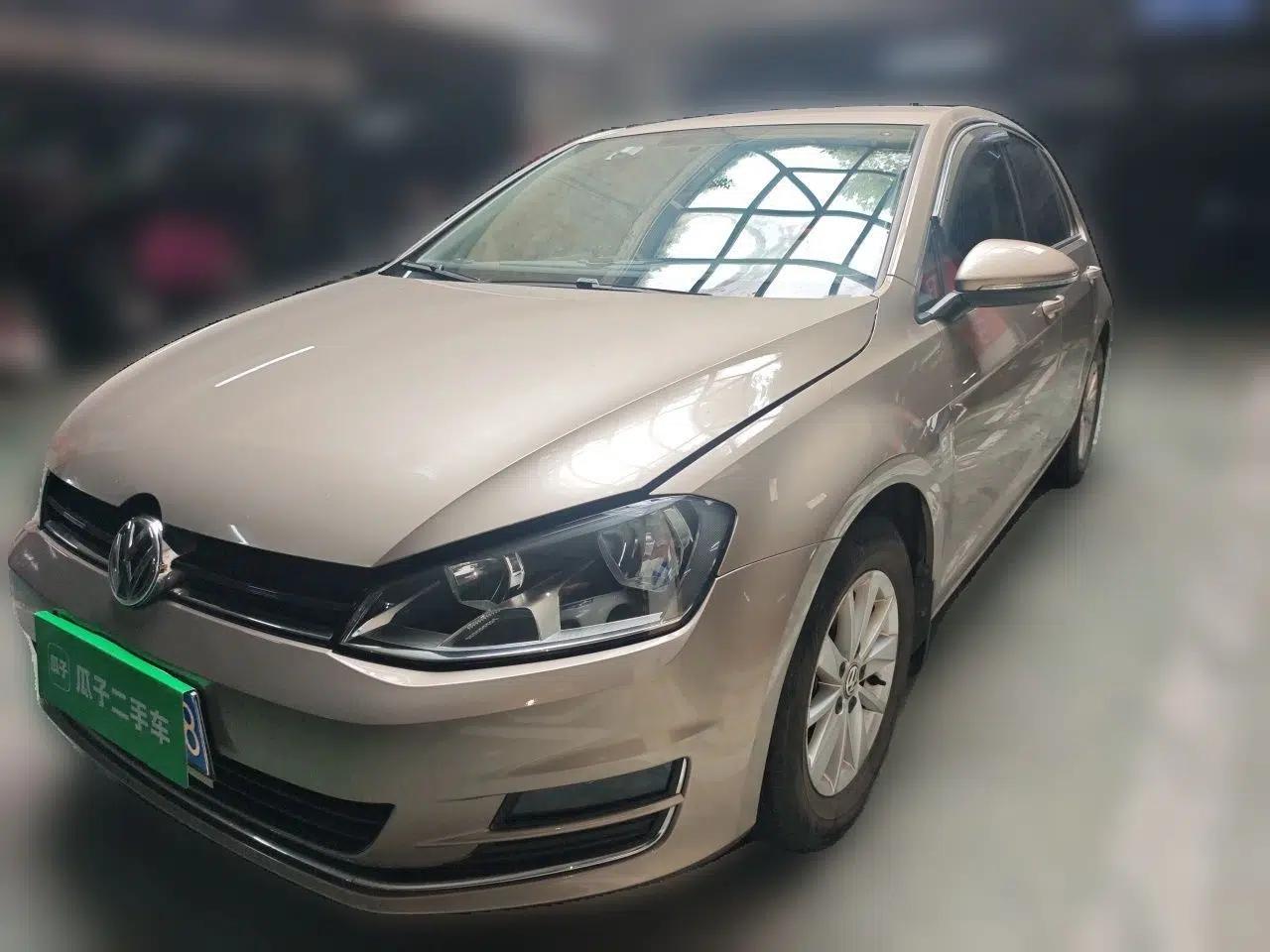Volkswagen Golf 2015 1.6L Automatic Fashion Model — миниатюра 1