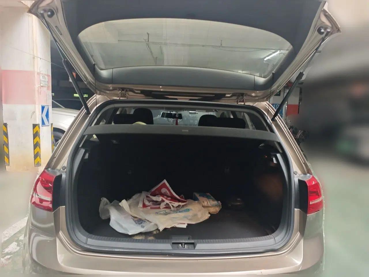 Volkswagen Golf 2015 1.6L Automatic Fashion Model — миниатюра 19