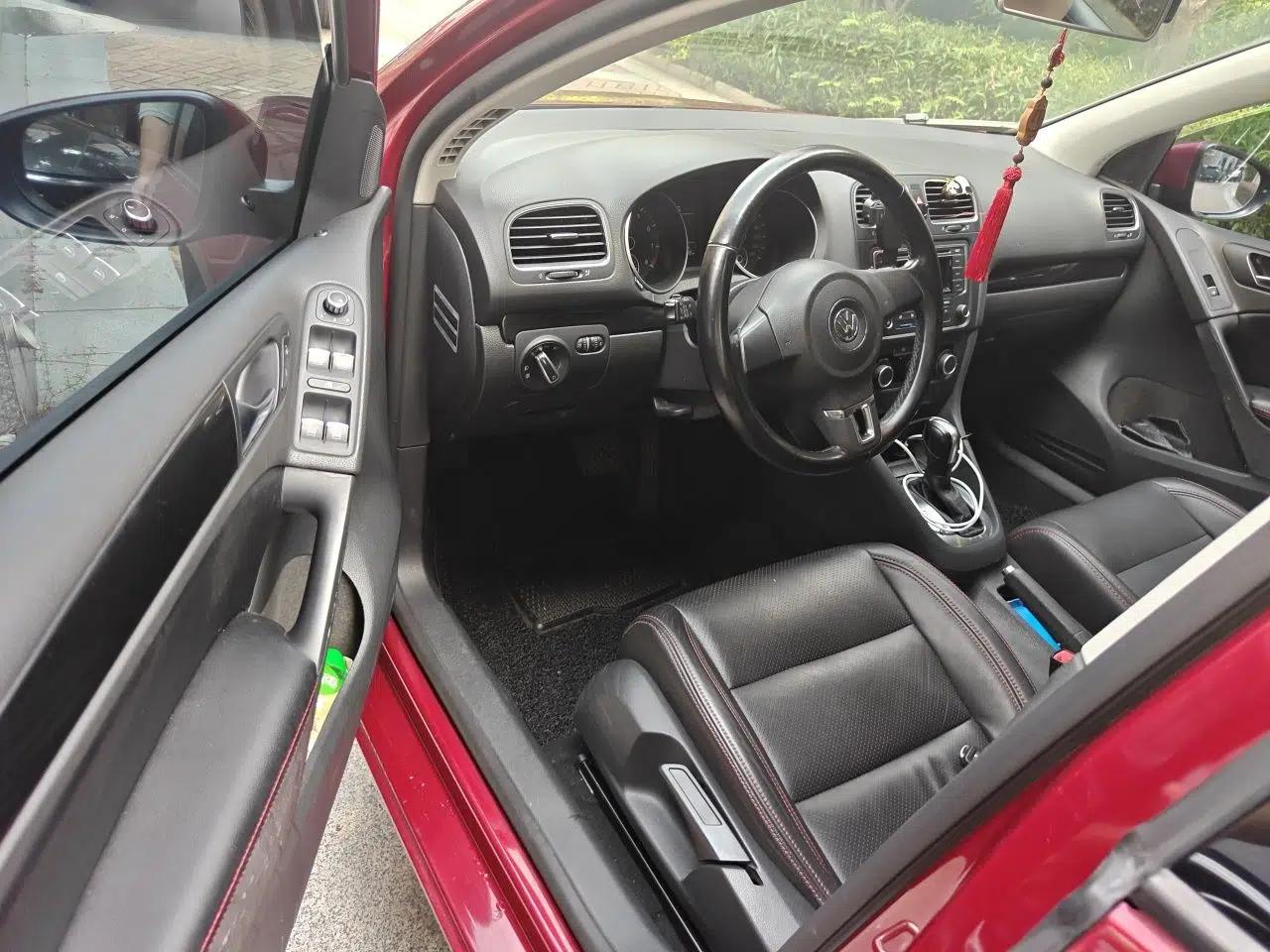 Volkswagen Golf 2012 1.6L Automatic Comfort Model — миниатюра 16