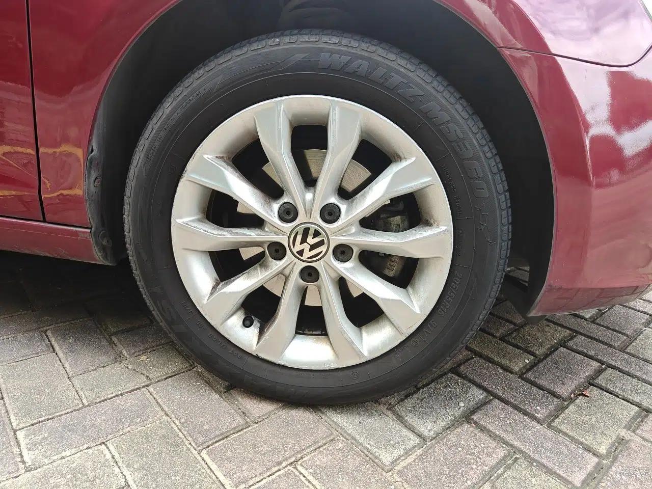 Volkswagen Golf 2012 1.6L Automatic Comfort Model — миниатюра 8