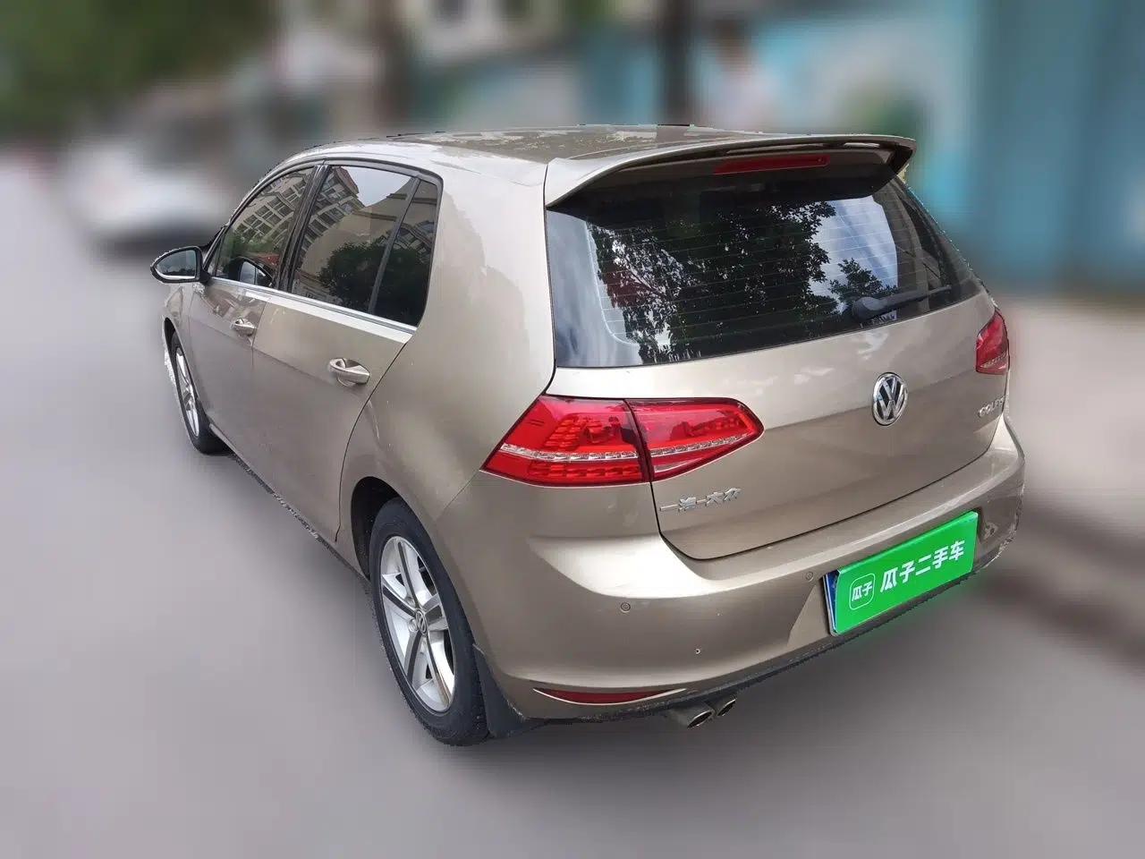 Volkswagen Golf 2014 1.4TSI Automatic Luxury Model — миниатюра 4