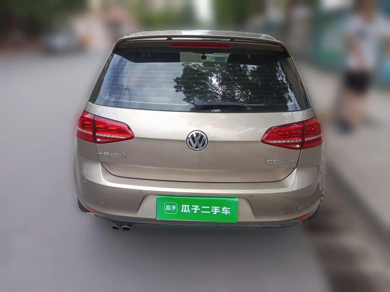 Volkswagen Golf 2014 1.4TSI Automatic Luxury Model — миниатюра 5