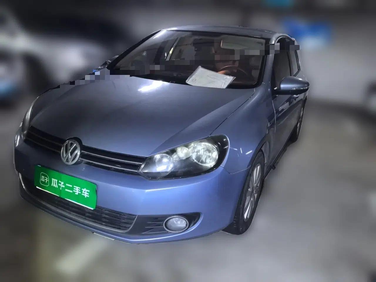 Volkswagen Golf 2011 1.6L Automatic Fashion Edition — миниатюра 1
