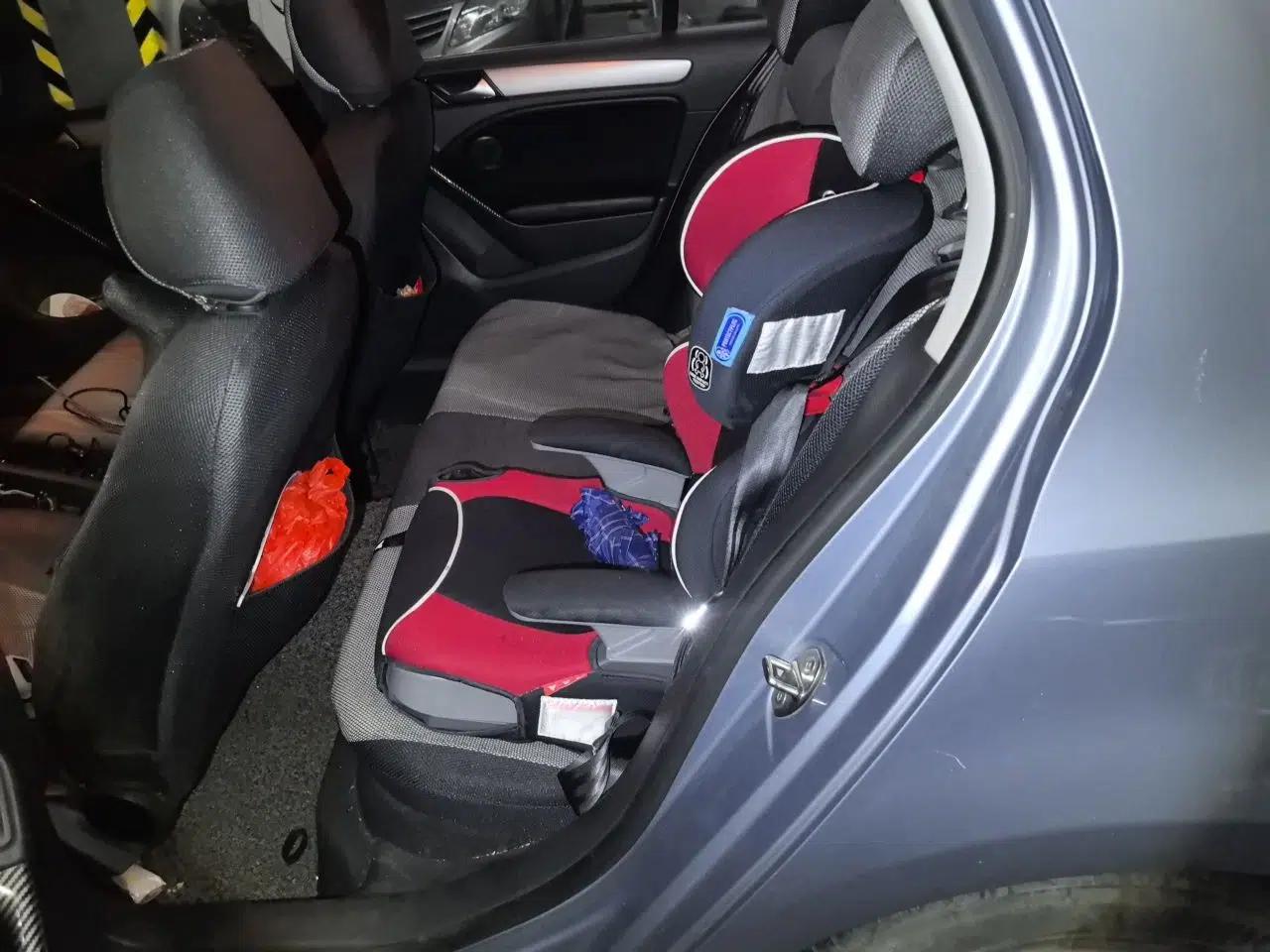 Volkswagen Golf 2011 1.6L Automatic Fashion Edition — миниатюра 17
