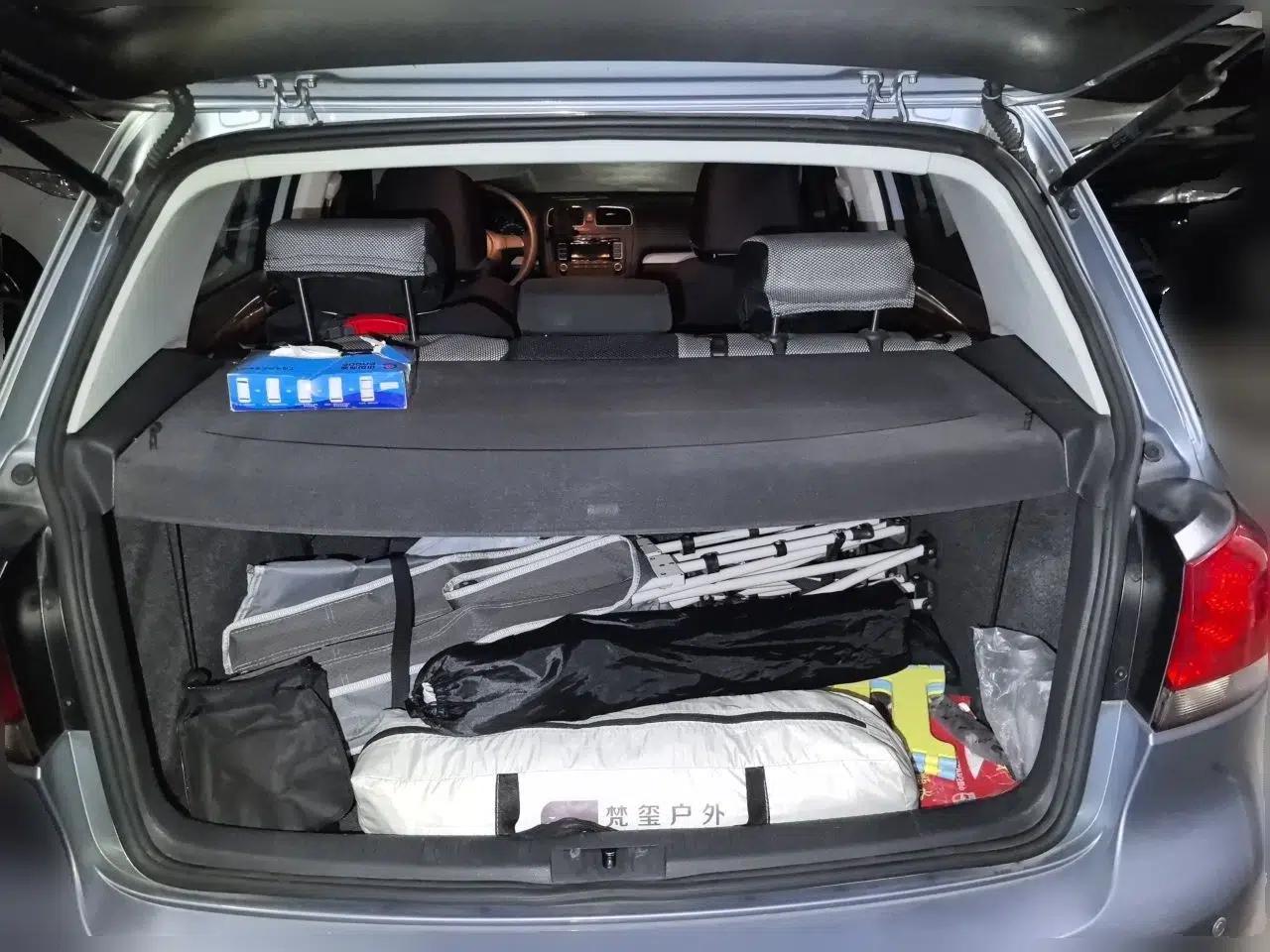 Volkswagen Golf 2011 1.6L Automatic Fashion Edition — миниатюра 19