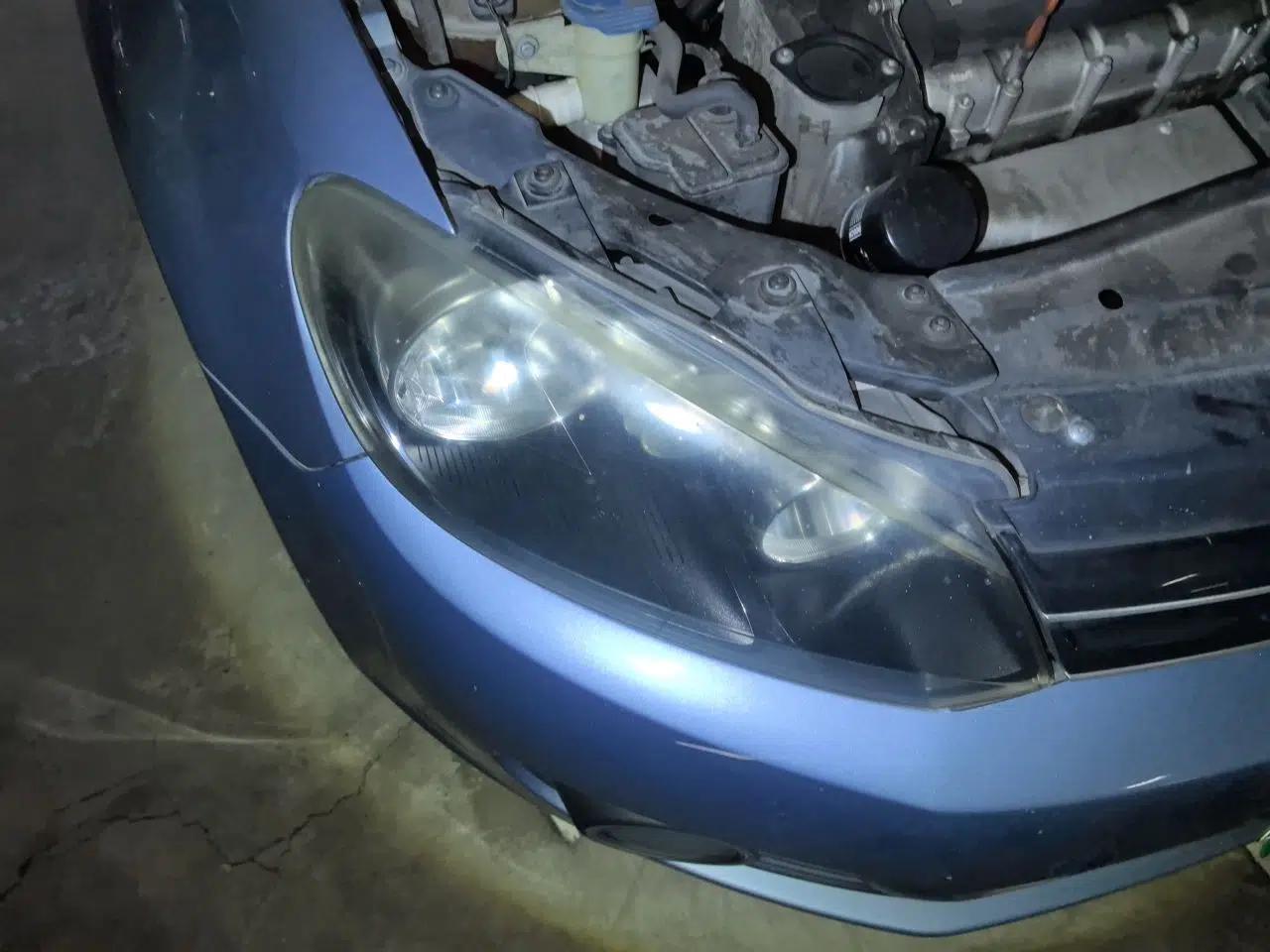 Volkswagen Golf 2011 1.6L Automatic Fashion Edition — миниатюра 7