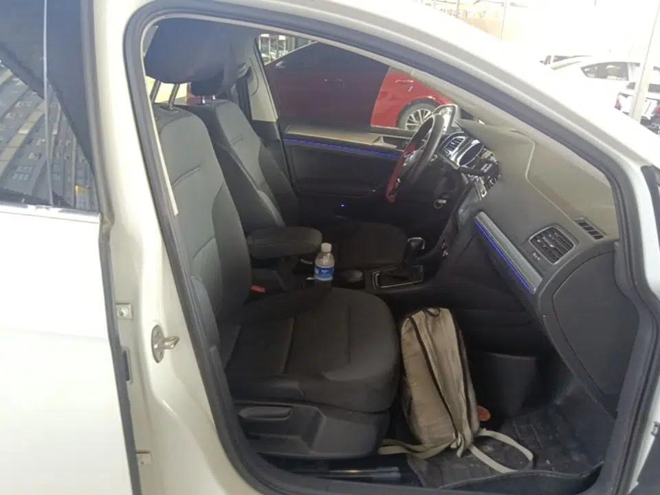 Volkswagen Golf 2019 280TSI DSG Comfort Version China V Standard — миниатюра 19