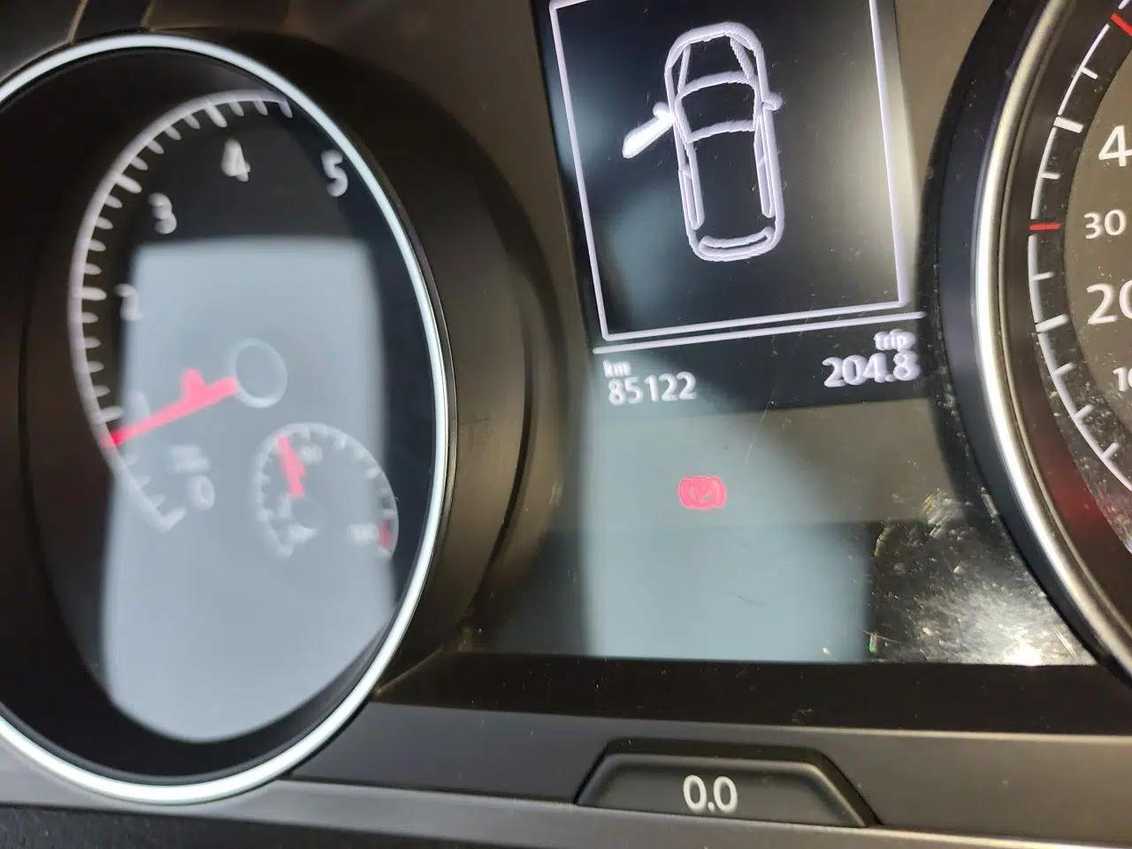 Volkswagen Golf 2016 230TSI Manual Comfort Version — миниатюра 12