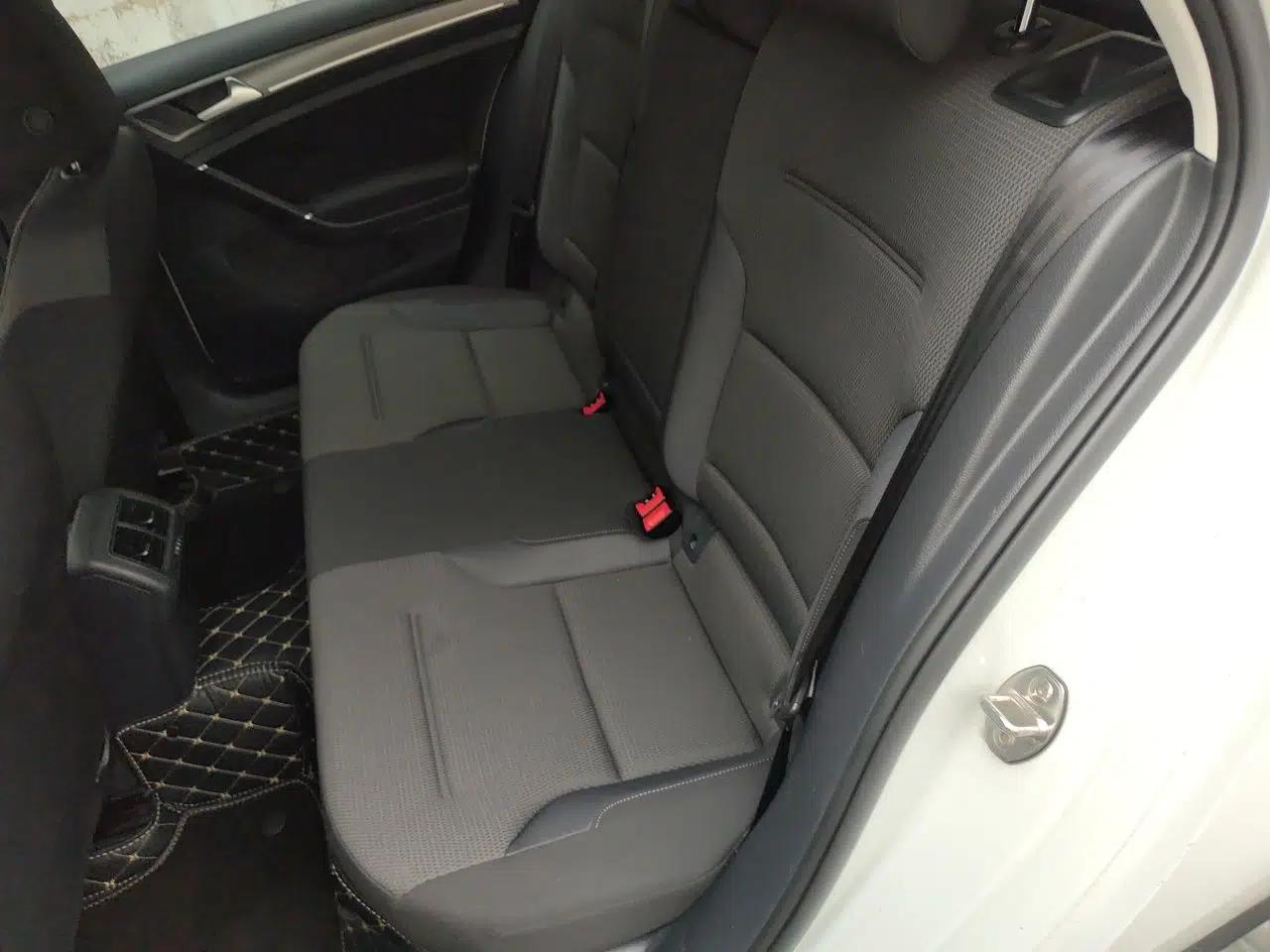 Volkswagen Golf 2016 230TSI Manual Comfort Version — миниатюра 17