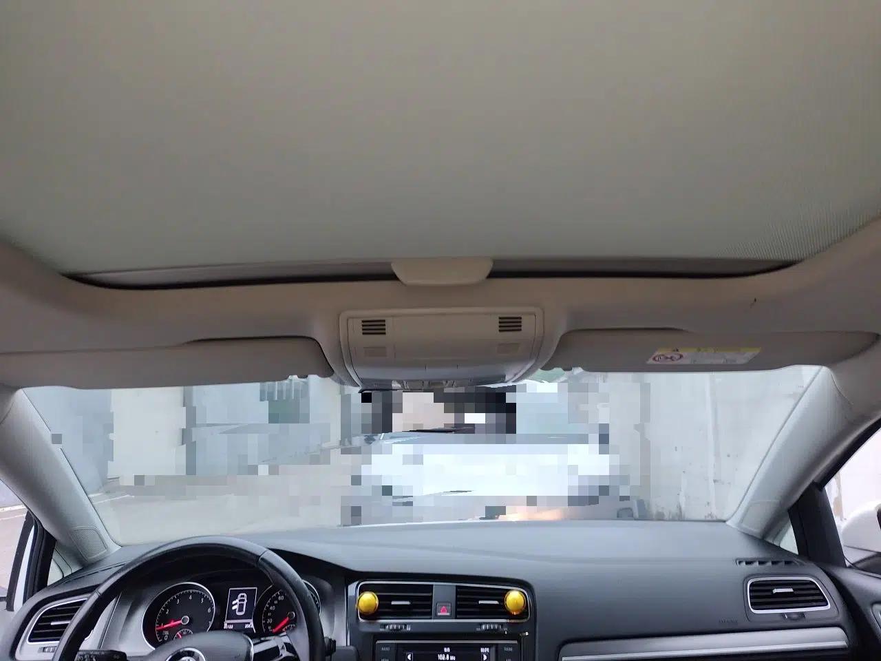 Volkswagen Golf 2016 230TSI Manual Comfort Version — миниатюра 18