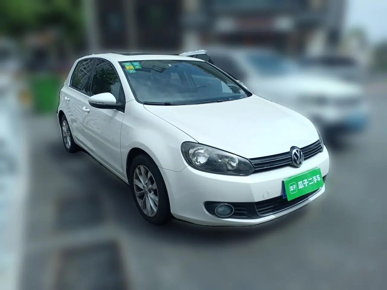 Volkswagen Golf 2012 1.6L Automatic Comfort Model — миниатюра 3