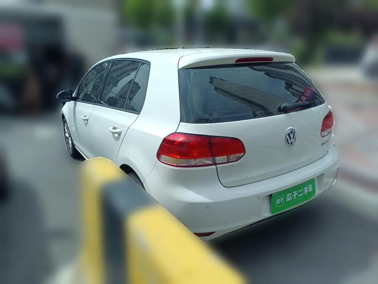 Volkswagen Golf 2012 1.6L Automatic Comfort Model — миниатюра 4