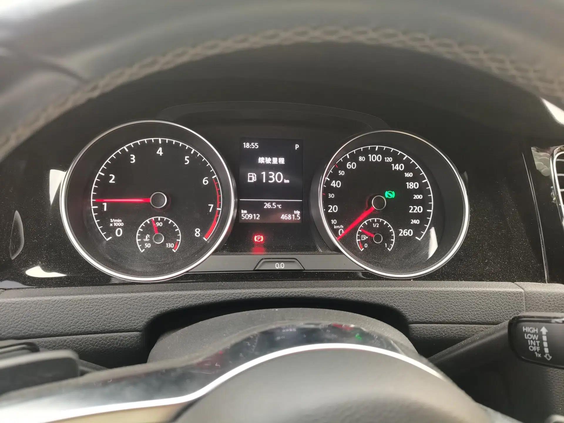 Volkswagen Golf 2018 280TSI Automatic R-Line Model — миниатюра 11