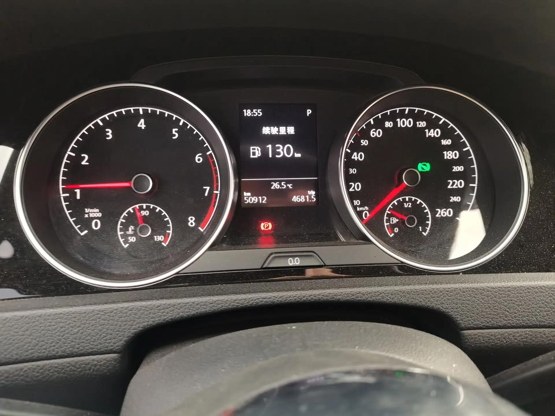 Volkswagen Golf 2018 280TSI Automatic R-Line Model — миниатюра 12