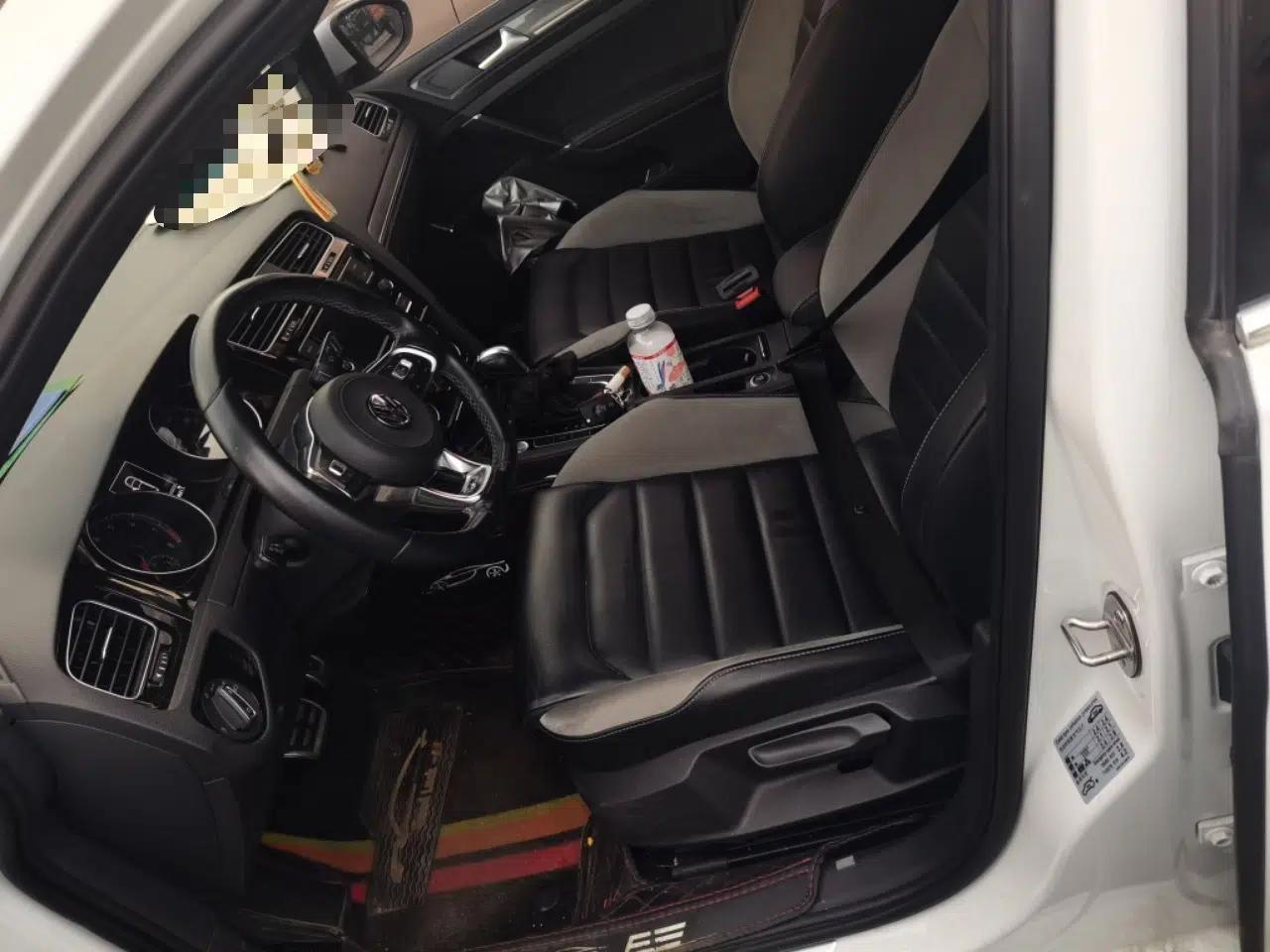 Volkswagen Golf 2018 280TSI Automatic R-Line Model — миниатюра 15