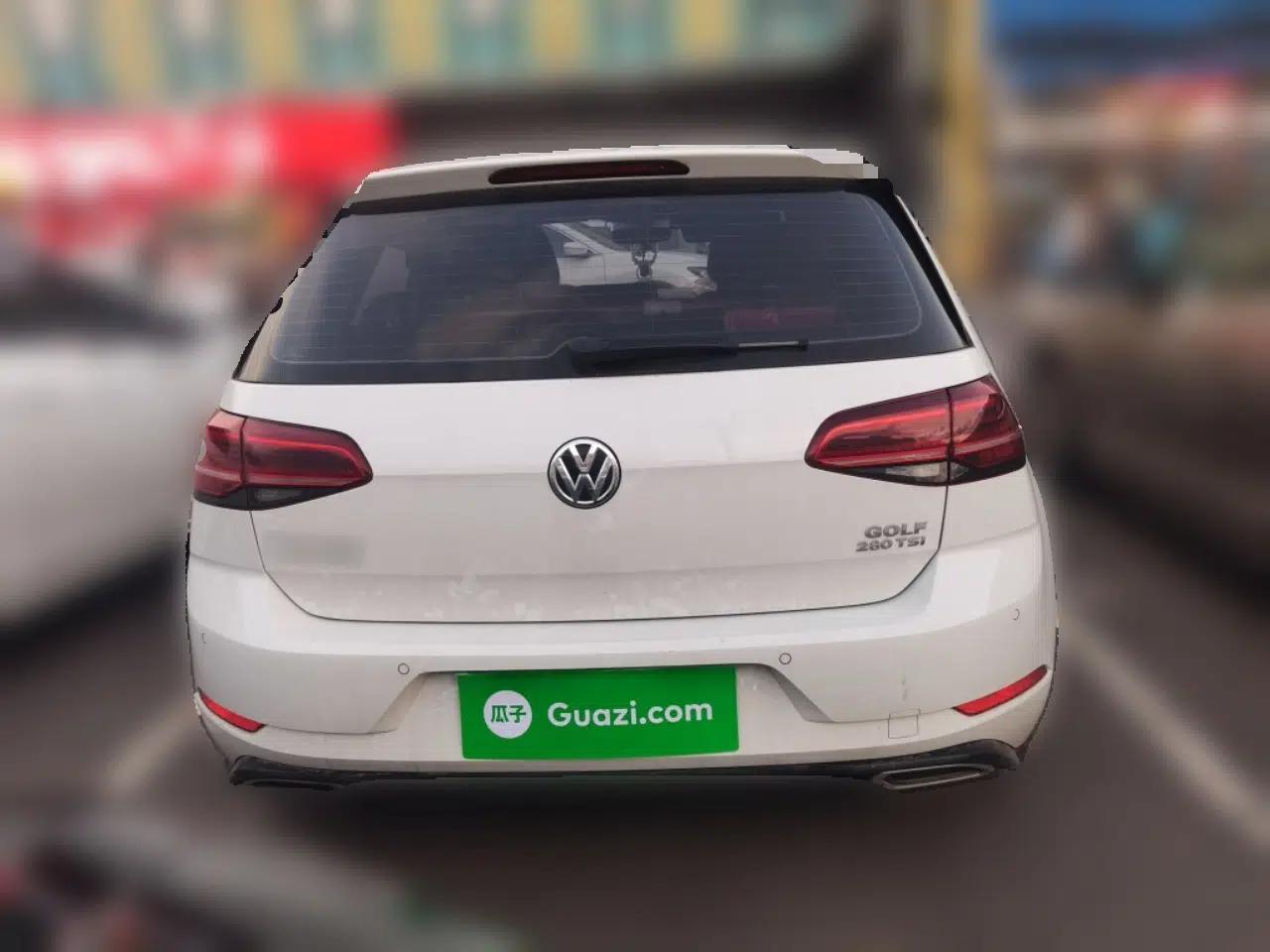 Volkswagen Golf 2018 280TSI Automatic R-Line Model — миниатюра 5
