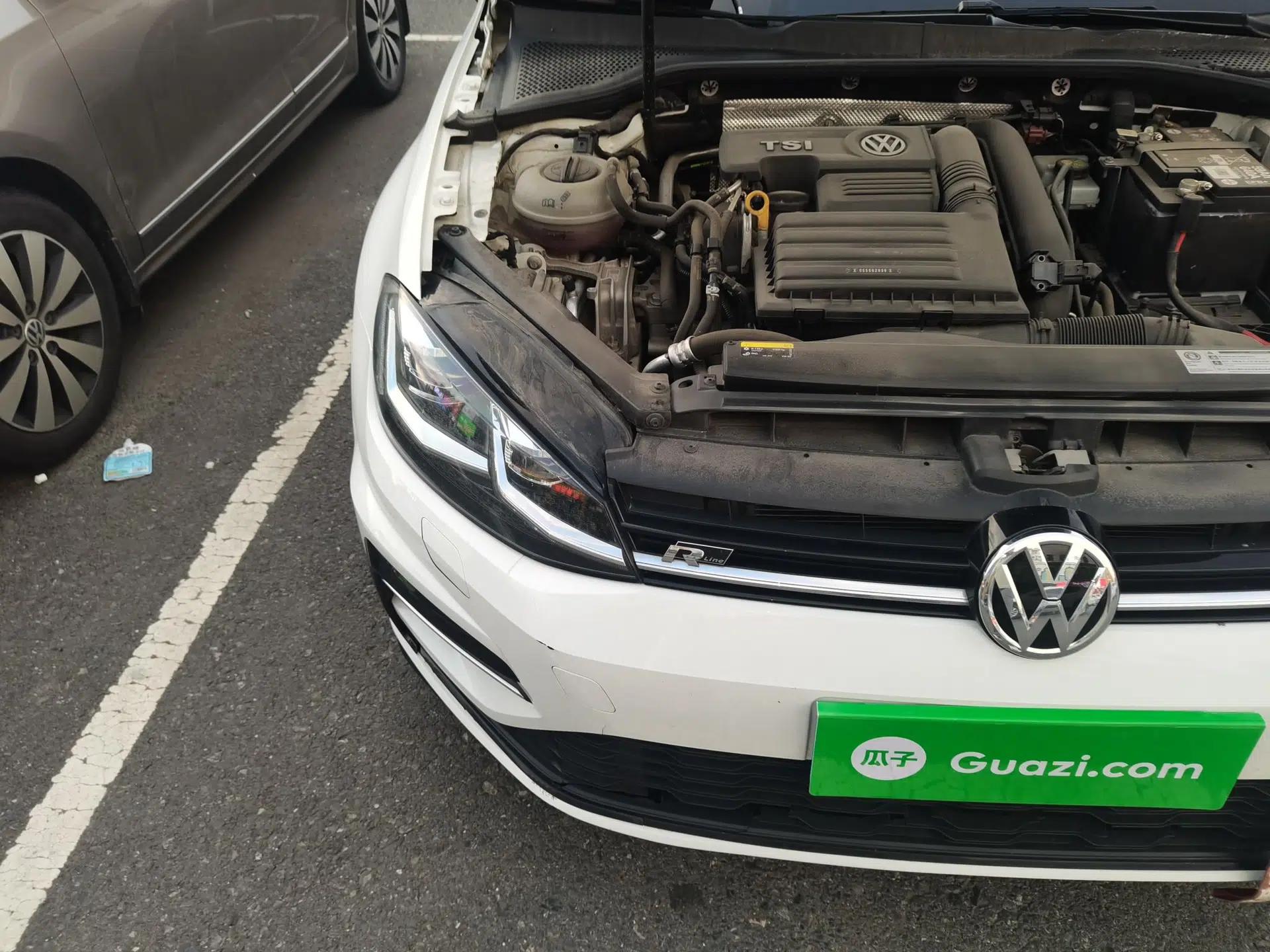 Volkswagen Golf 2018 280TSI Automatic R-Line Model — миниатюра 7