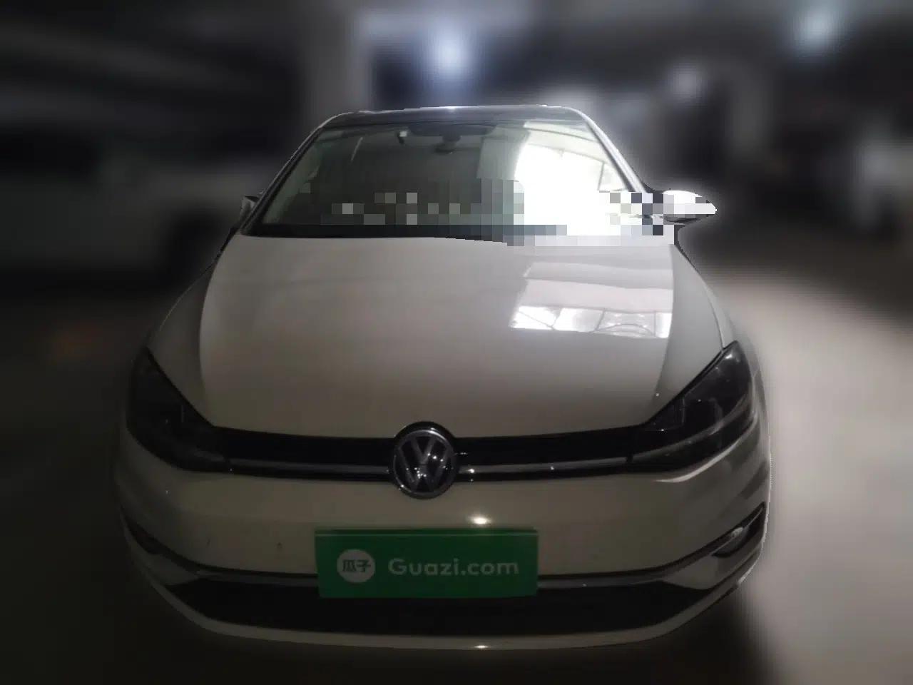 Volkswagen Golf 2018 230TSI Automatic Luxury Version — миниатюра 2