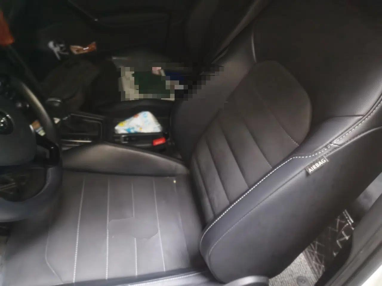 Volkswagen Golf 2018 230TSI Automatic Luxury Version — миниатюра 15