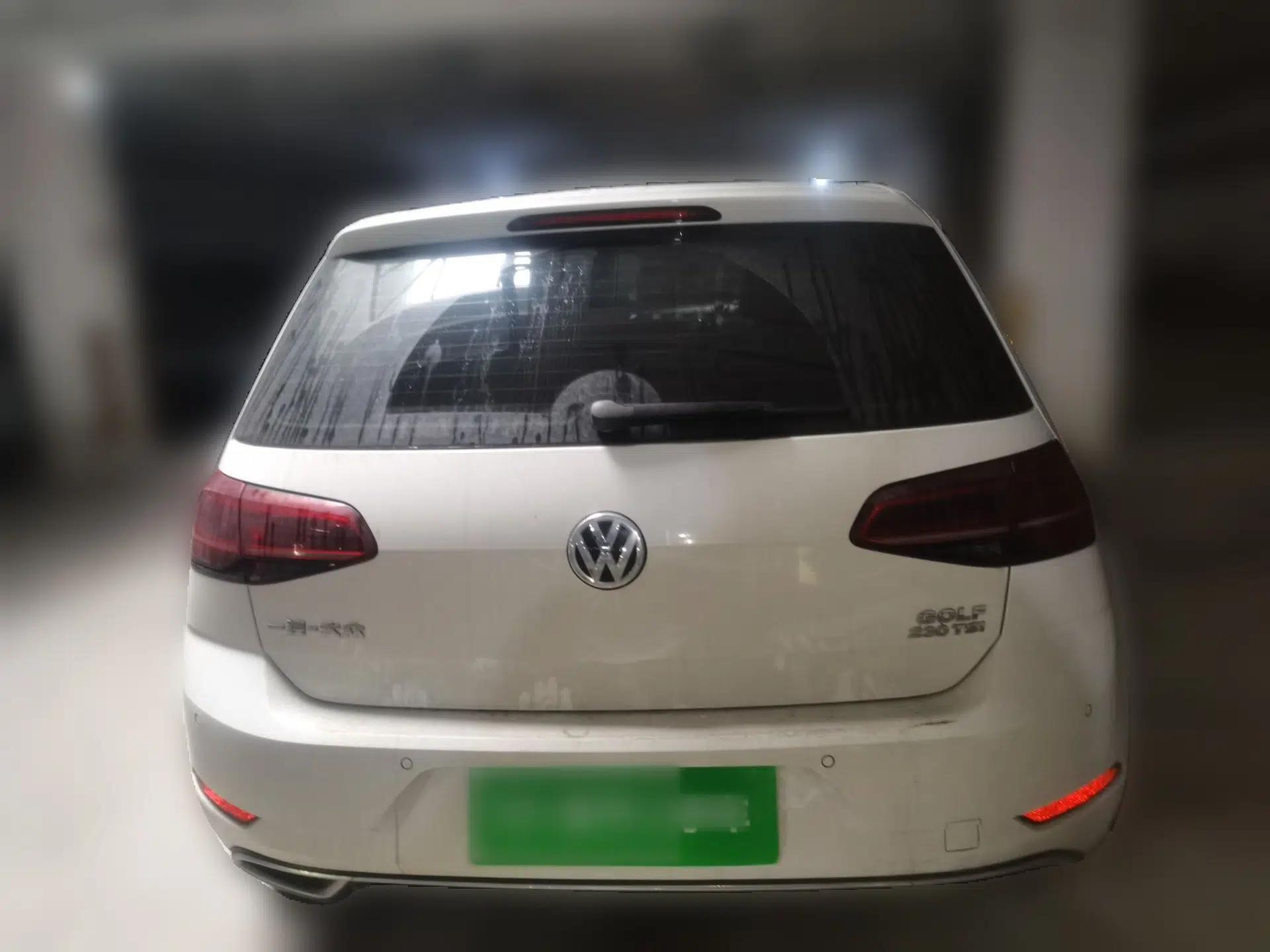 Volkswagen Golf 2018 230TSI Automatic Luxury Version — миниатюра 5