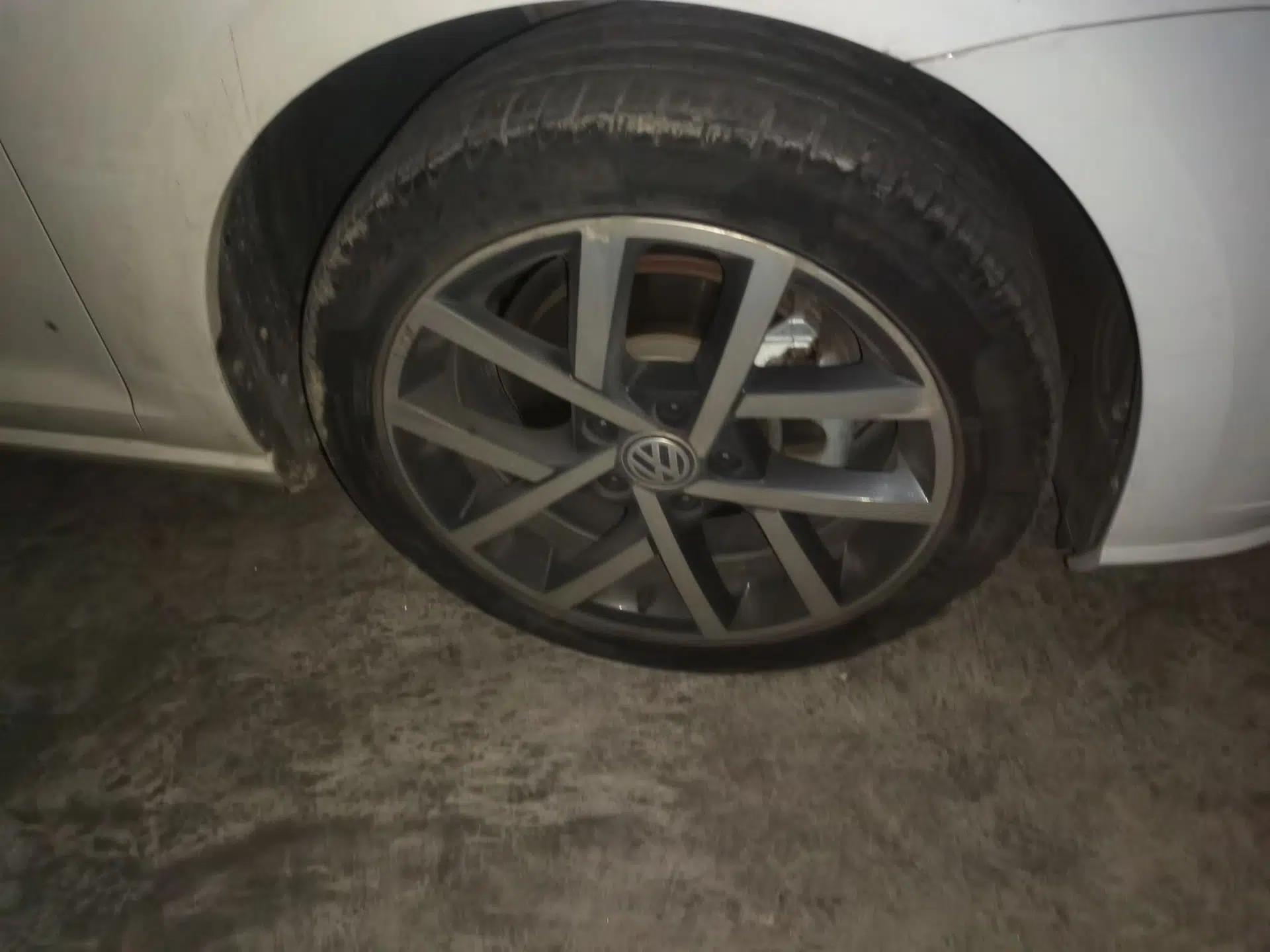Volkswagen Golf 2018 230TSI Automatic Luxury Version — миниатюра 8