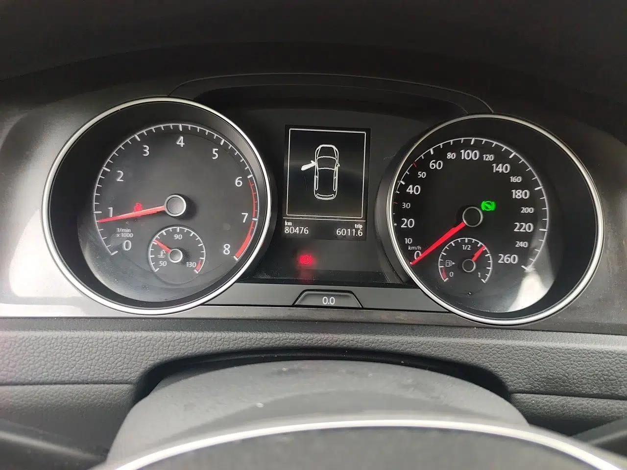 Volkswagen Golf 2018 230TSI Automatic Luxury Version — миниатюра 11