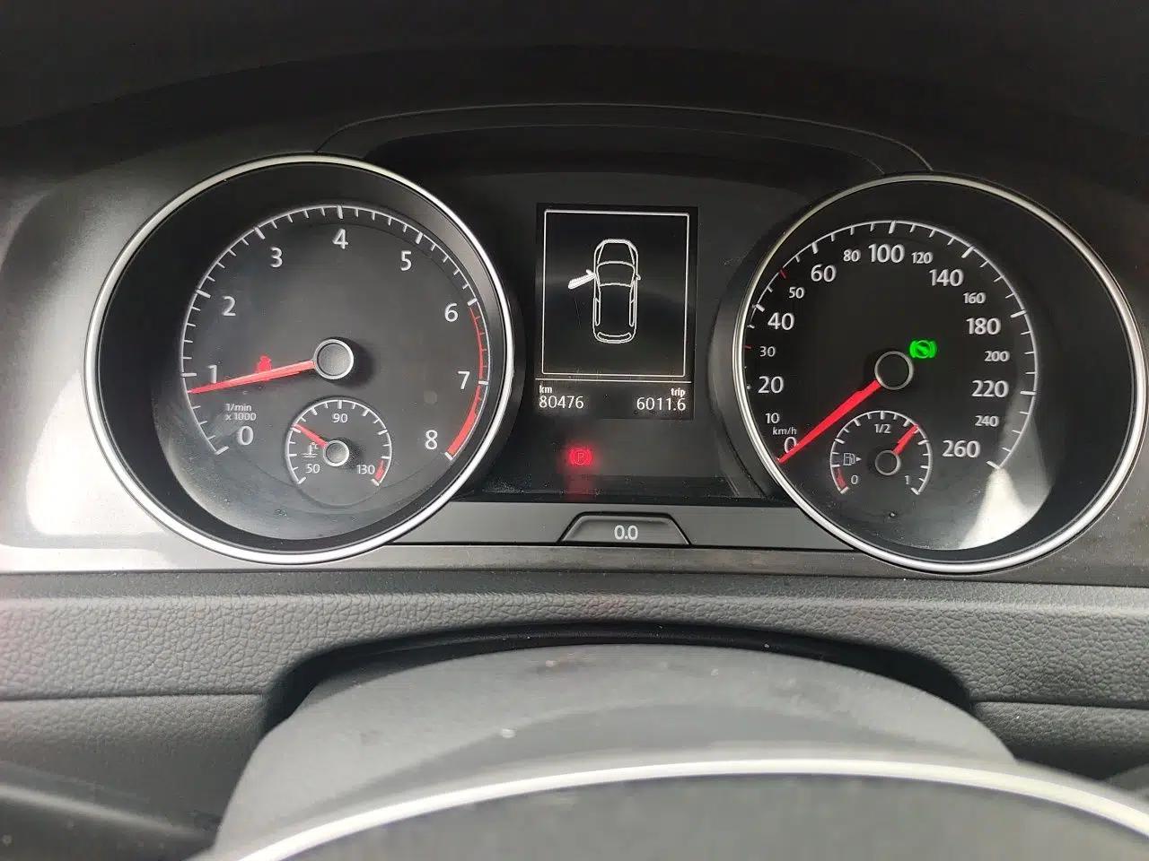 Volkswagen Golf 2018 230TSI Automatic Luxury Version — миниатюра 12