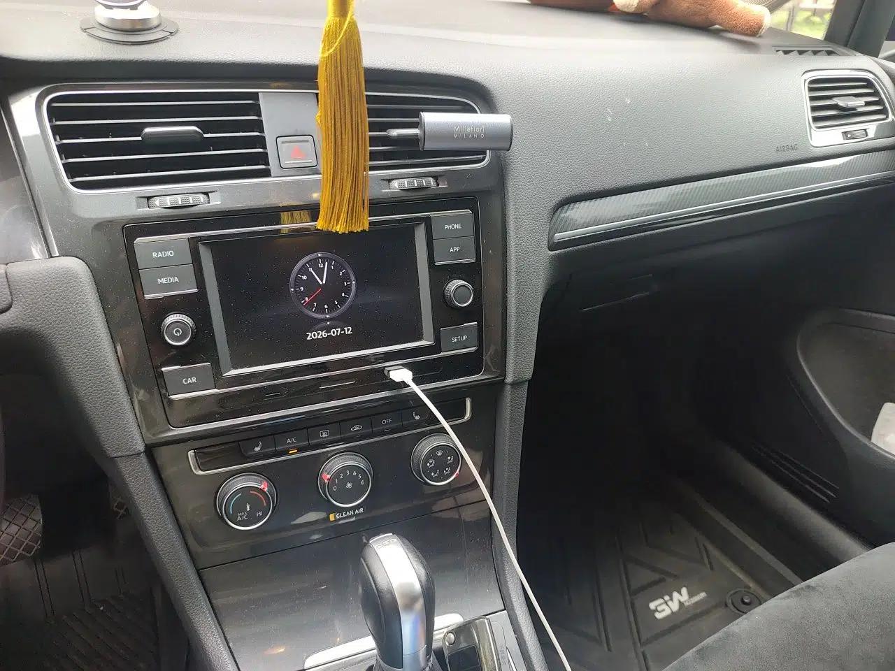 Volkswagen Golf 2018 230TSI Automatic Luxury Version — миниатюра 13