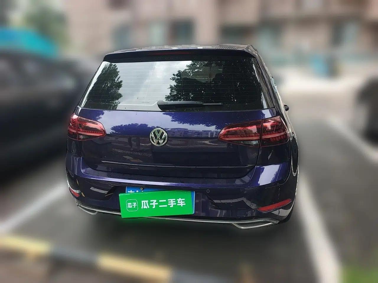 Volkswagen Golf 2018 230TSI Automatic Luxury Version — миниатюра 5
