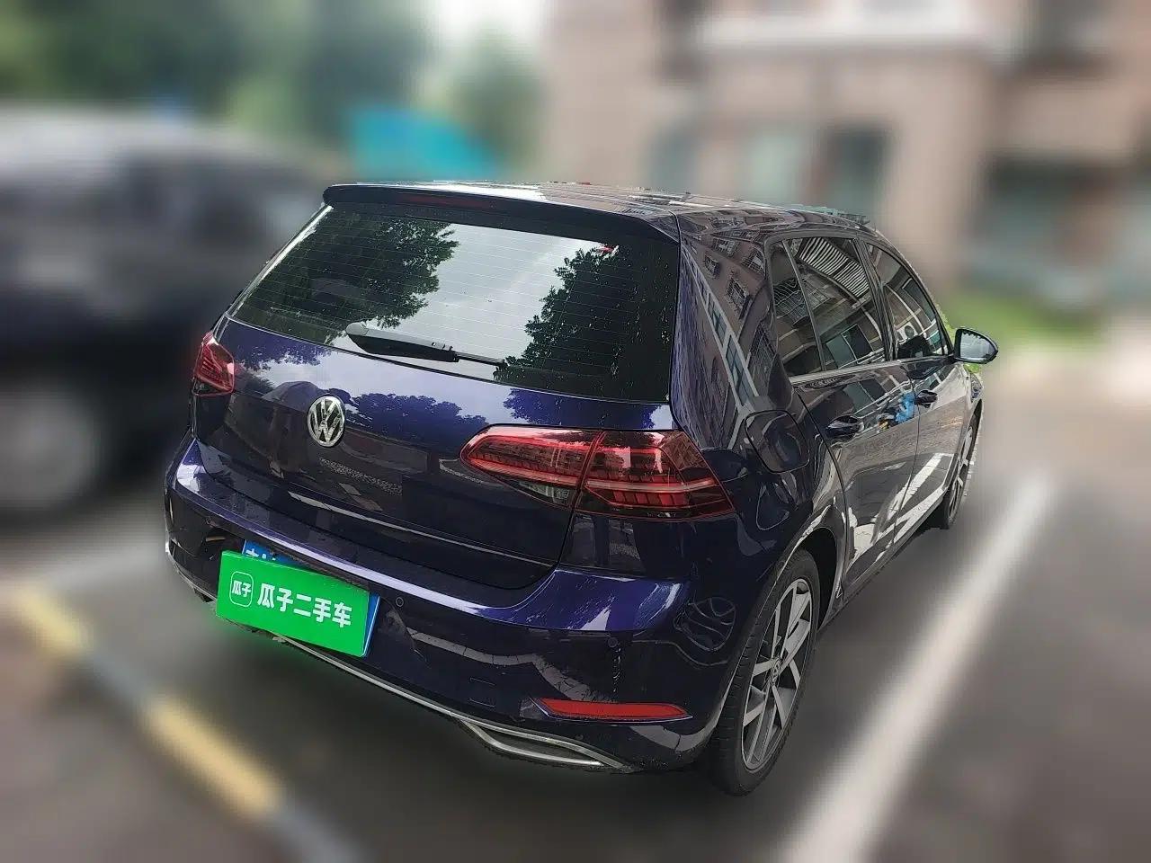 Volkswagen Golf 2018 230TSI Automatic Luxury Version — миниатюра 6
