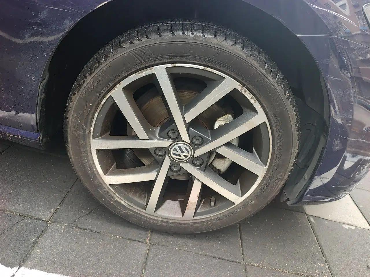 Volkswagen Golf 2018 230TSI Automatic Luxury Version — миниатюра 8
