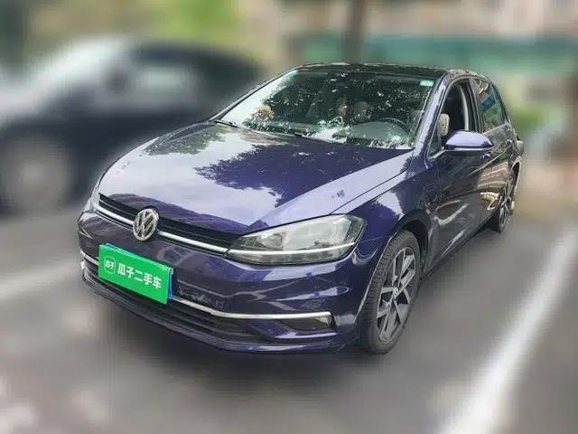 Volkswagen Golf 2018 230TSI Automatic Luxury Version