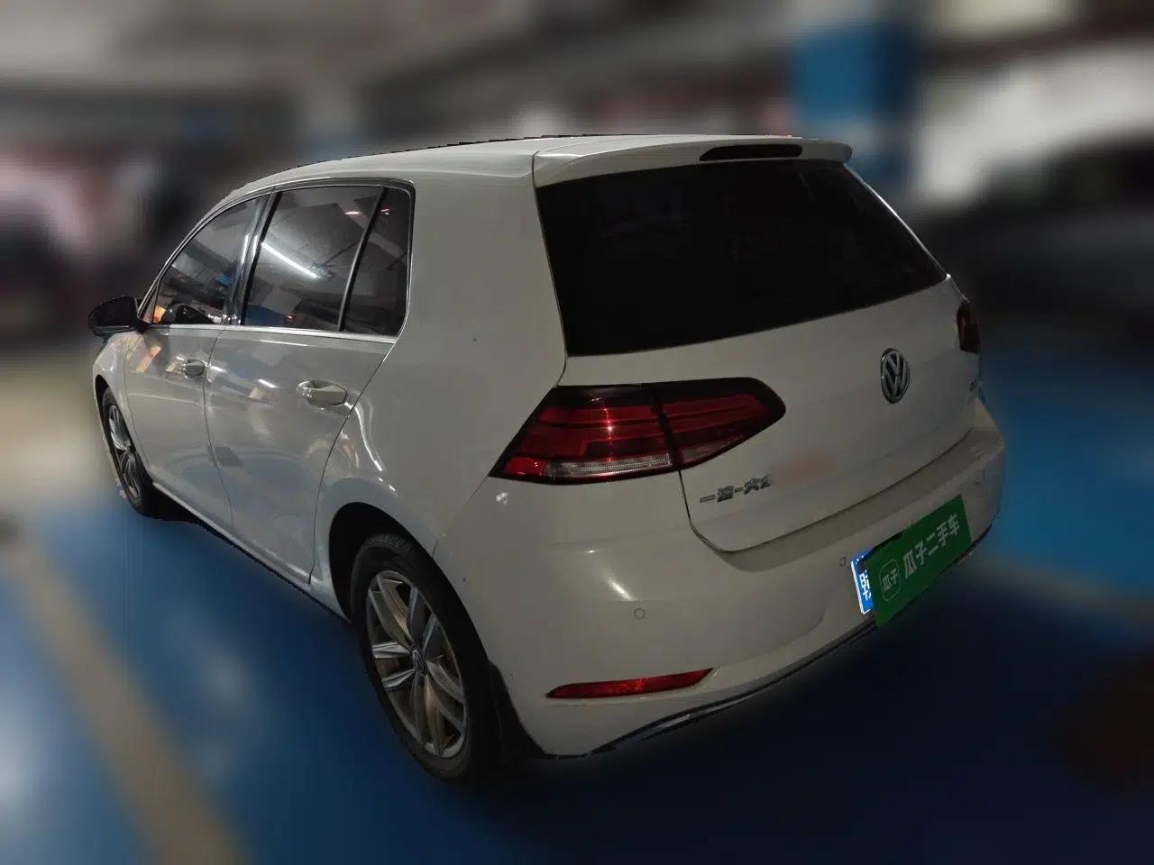 Volkswagen Golf 2018 1.6L Automatic Comfort Model — миниатюра 4