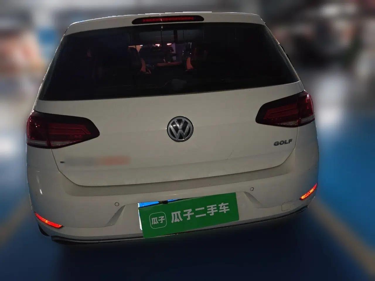 Volkswagen Golf 2018 1.6L Automatic Comfort Model — миниатюра 5