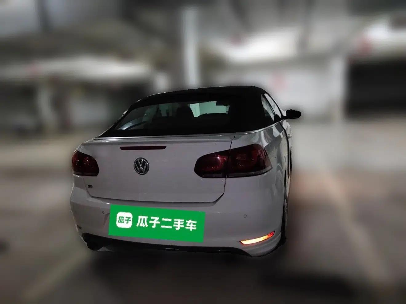 Volkswagen Golf 2014 2.0 TSI R Convertible — миниатюра 5