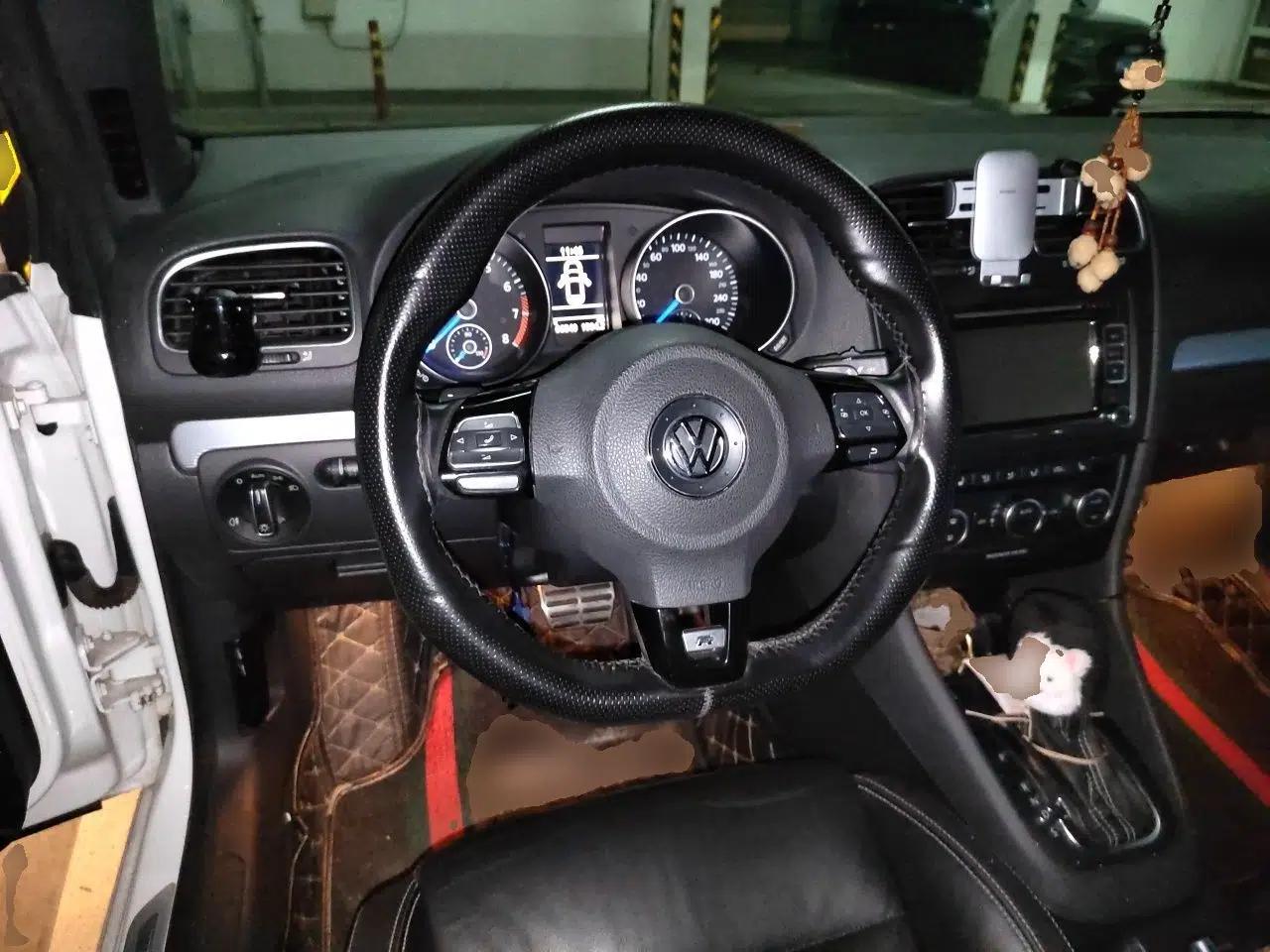 Volkswagen Golf 2014 2.0 TSI R Convertible — миниатюра 10