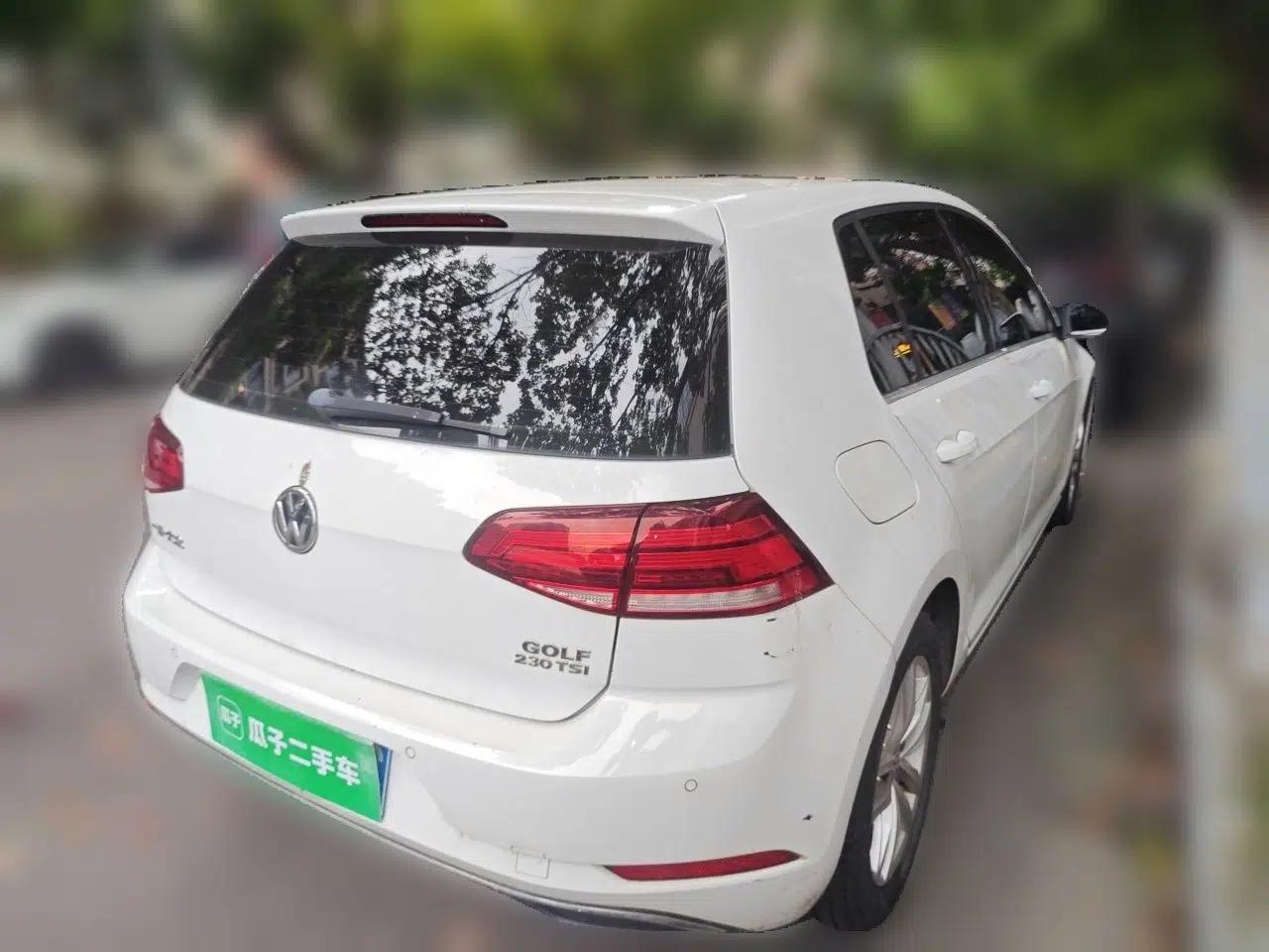 Volkswagen Golf 2018 230TSI Manual Comfort Version — миниатюра 6