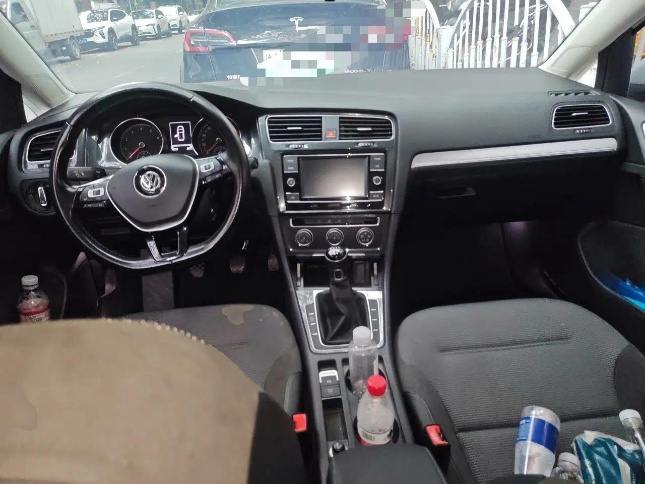 Volkswagen Golf 2018 230TSI Manual Comfort Version — миниатюра 9