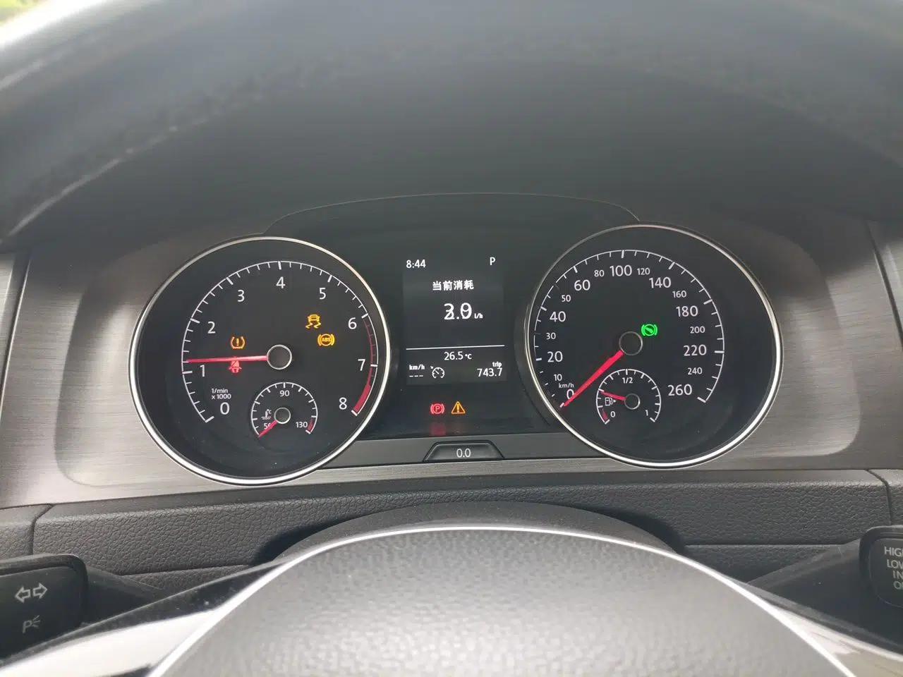 Volkswagen Golf 2016 230TSI Automatic Luxury Version — миниатюра 11