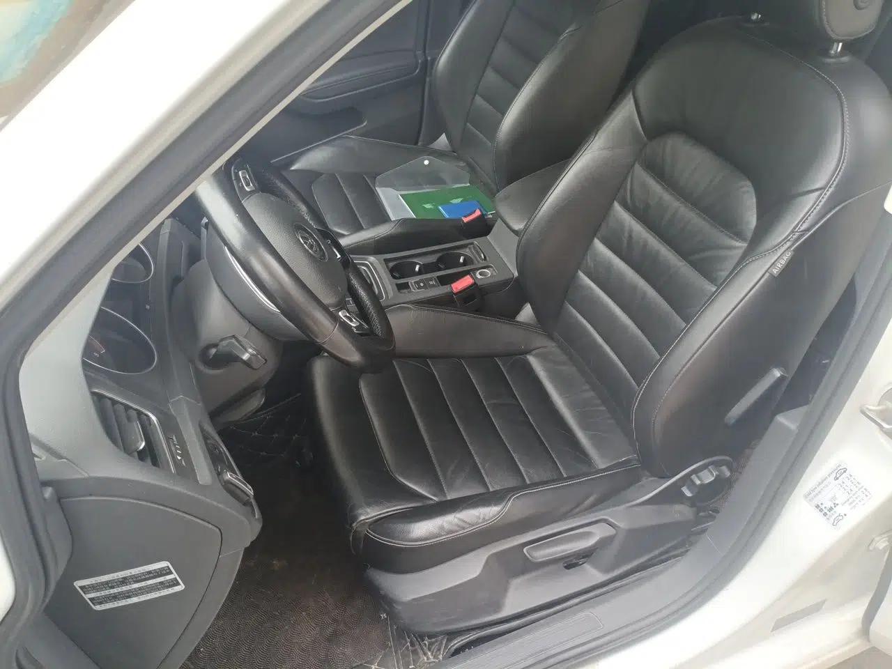 Volkswagen Golf 2016 230TSI Automatic Luxury Version — миниатюра 15